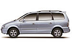 Hyundai-Trajet_2005.jpg